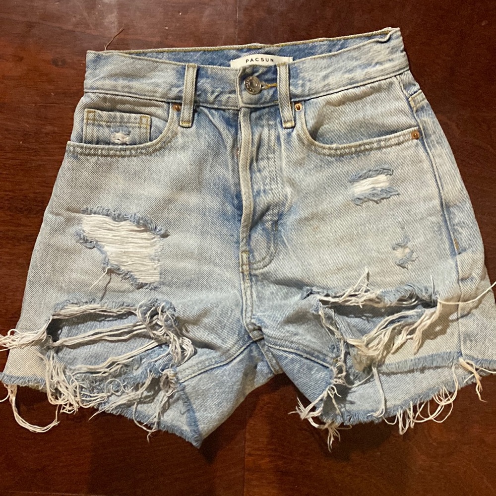 Pacsun medium used blue ripped jean shorts size 22